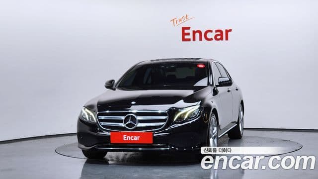 Mercedes-Benz E-Class W213 2