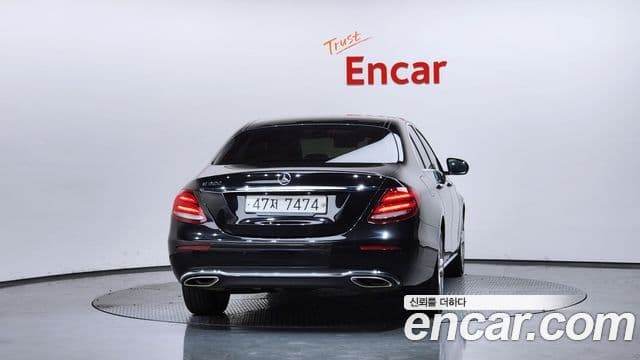 Mercedes-Benz E-Class W213 3