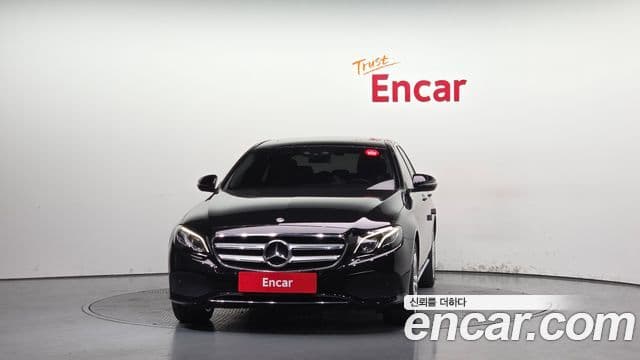 Mercedes-Benz E-Class W213 2