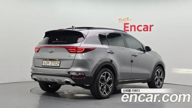 Kia Sportage The Bold 2