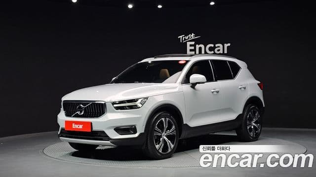 Volvo XC40 1