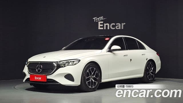 Mercedes-Benz E-Class W214 1
