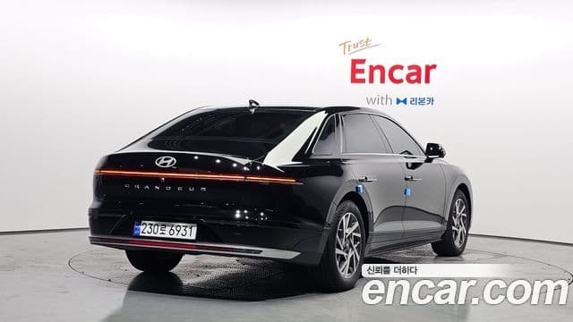 Hyundai Grandeur Hybrid (GN7) 2