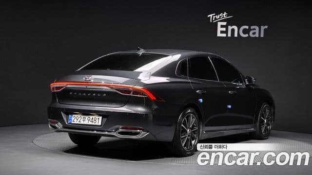Hyundai The New Grandeur IG 2