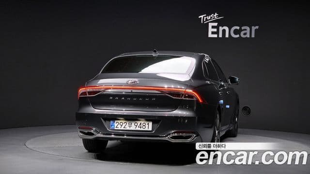 Hyundai The New Grandeur IG 4