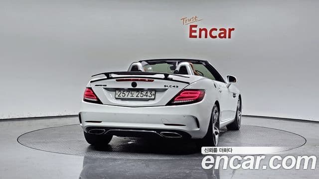 Mercedes-Benz SLC-Class R172 4