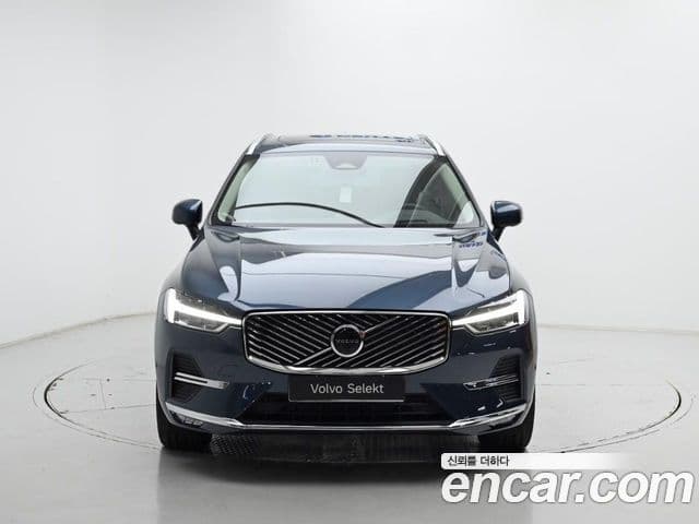 Volvo XC60 2nd Gen 3