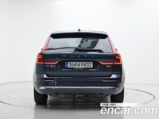 Volvo XC60 2nd Gen 4