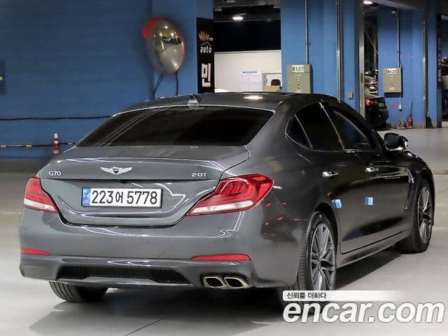 Genesis G70 2