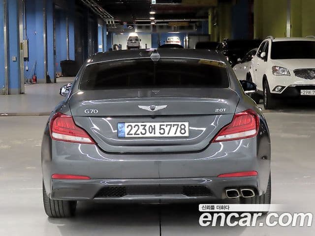 Genesis G70 4