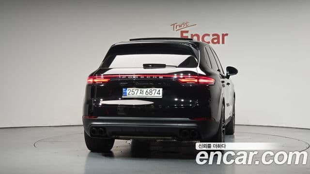 Porsche Cayenne (PO536) 4