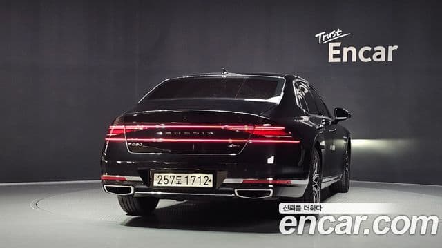 Genesis G90 (RS4) 4