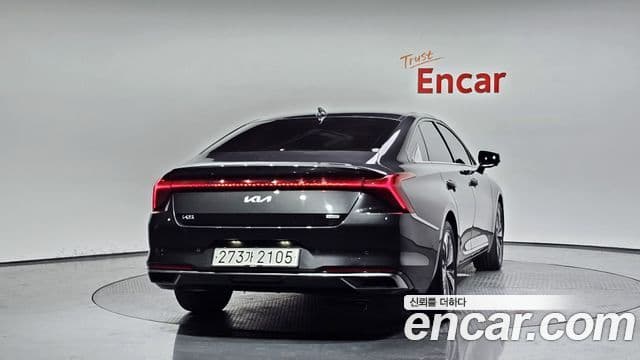 Kia K8 Hybrid 4