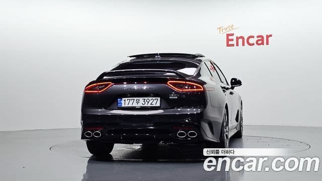 Kia Stinger 3