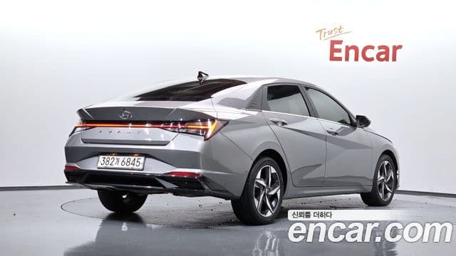 Hyundai Avante (CN7) 2