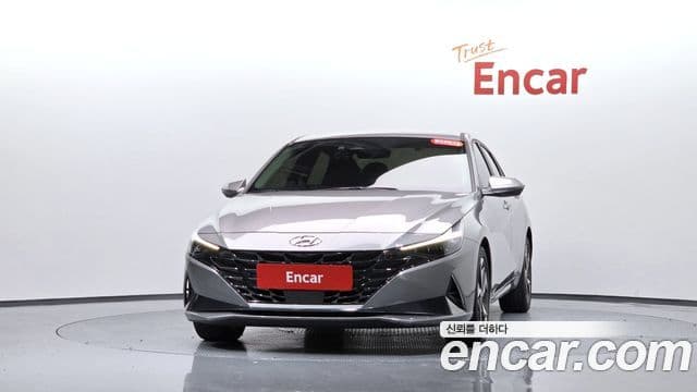 Hyundai Avante (CN7) 3