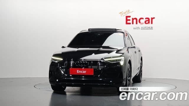 Audi e-트론 2