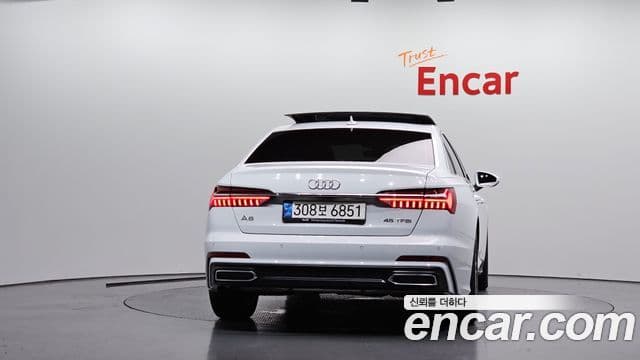 Audi A6 (C8) 3