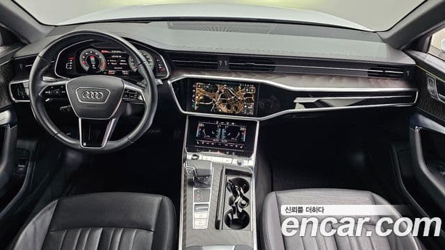Audi A6 (C8) 4