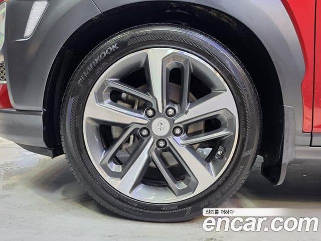 Hyundai Kona 4