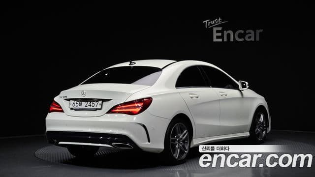 Mercedes-Benz CLA-Class C117 2