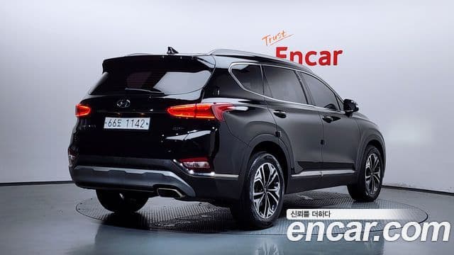 Hyundai Santa Fe TM 2