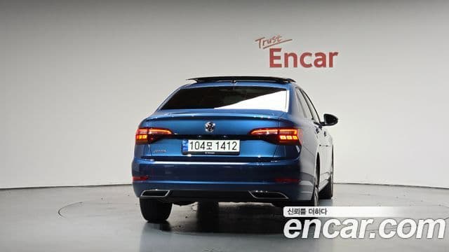 Volkswagen Jetta 7th Gen 4