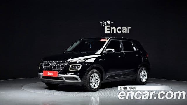 Hyundai Venue 1
