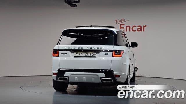 Land Rover Range Rover Sports 2nd Gen 4