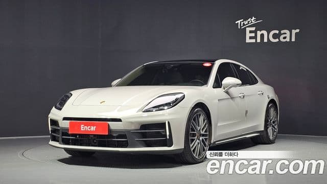 Porsche Panamera (976) 1