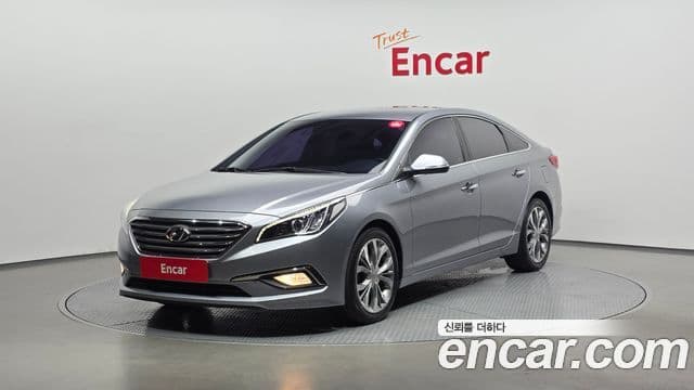 Hyundai LF Sonata