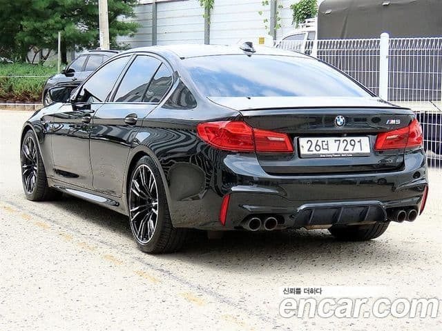 BMW M5 (F90) 2