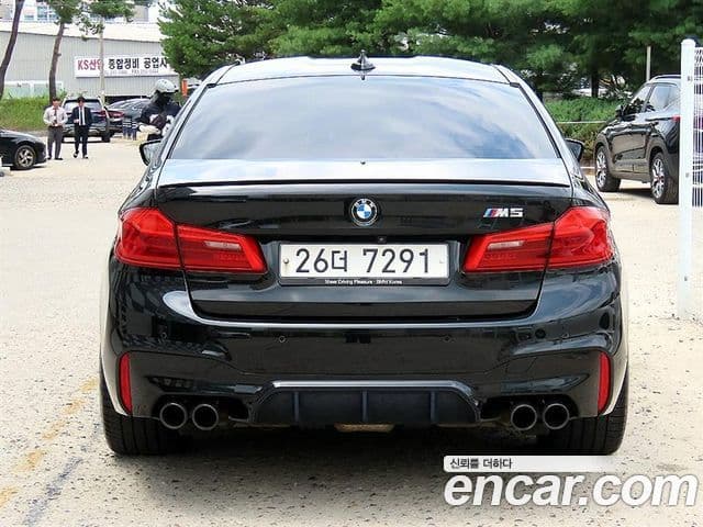 BMW M5 (F90) 3