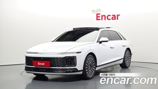 Hyundai Grandeur (GN7) — 1