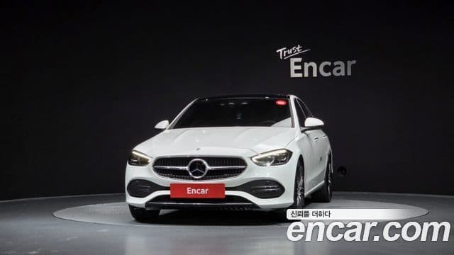 Mercedes-Benz C-Class W206 3