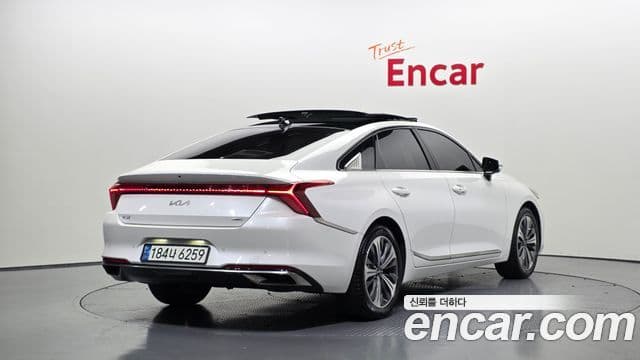 Kia K8 Hybrid 2