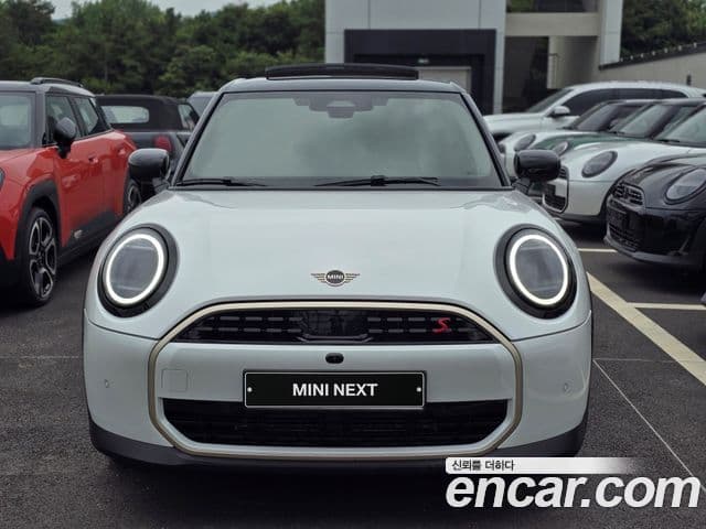 MINI Cooper S 4th Gen 3