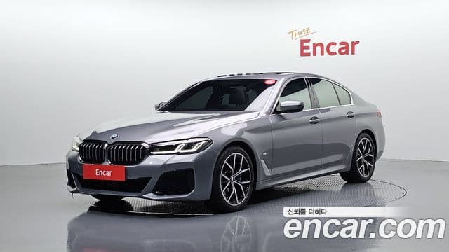 BMW 5 Series (G30)