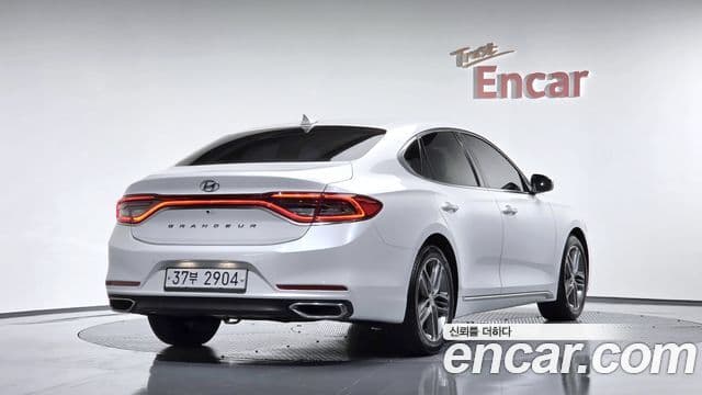 Hyundai Grandeur IG 2