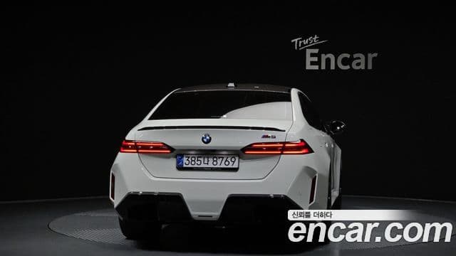 BMW M5 (G90) 4