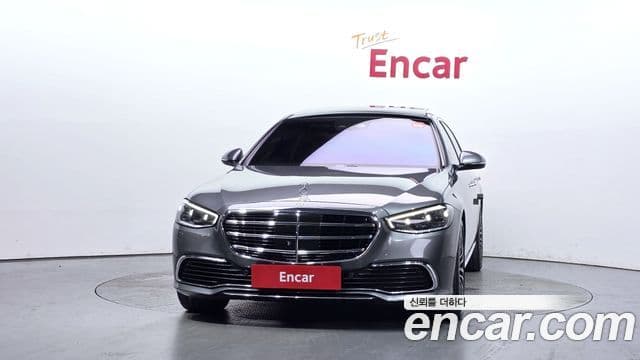 Mercedes-Benz S-Class W223 2