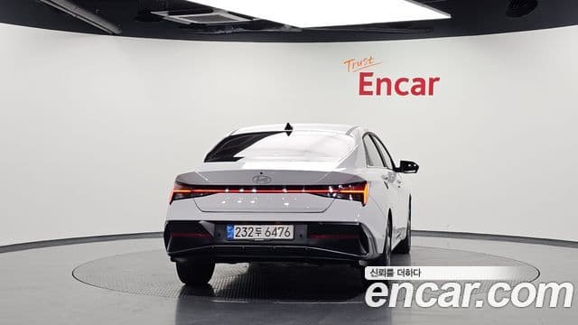 Hyundai The New Avante (CN7) 4