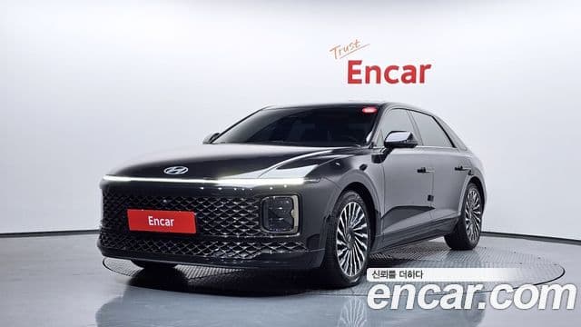 Hyundai Grandeur (GN7) 1