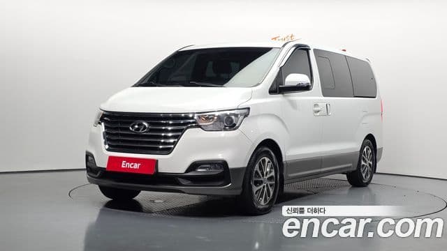 Hyundai The New Grand Starex 1