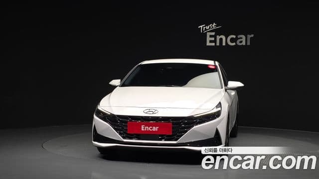 Hyundai Avante (CN7) 3