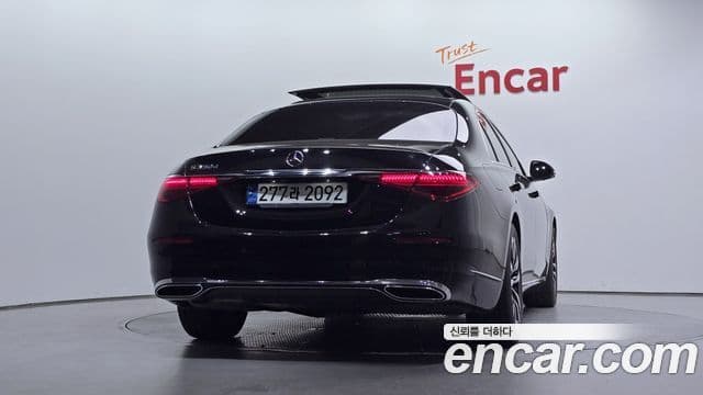 Mercedes-Benz S-Class W223 3