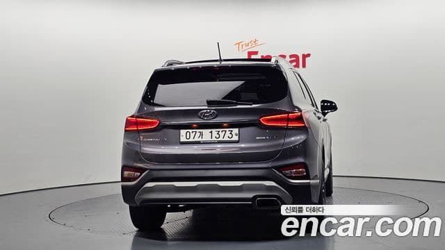 Hyundai Santa Fe TM 3