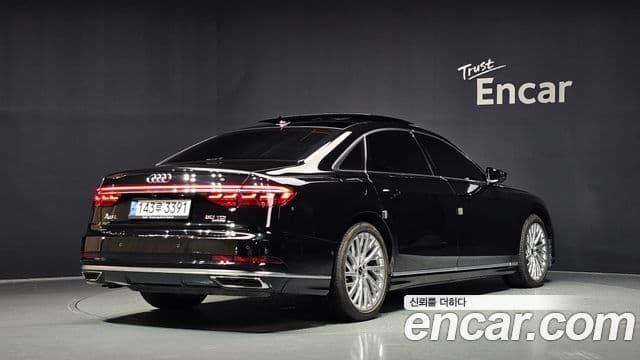 Audi A8 (D5) 2
