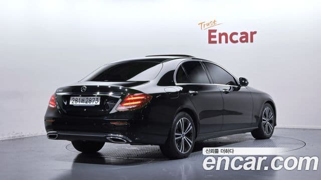 Mercedes-Benz E-Class W213 2