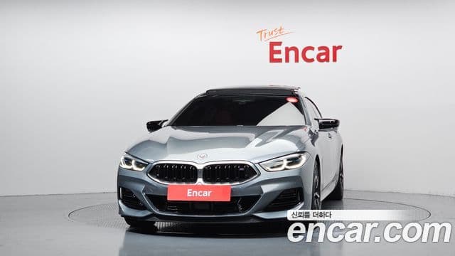 BMW 8 Series (G15) 2